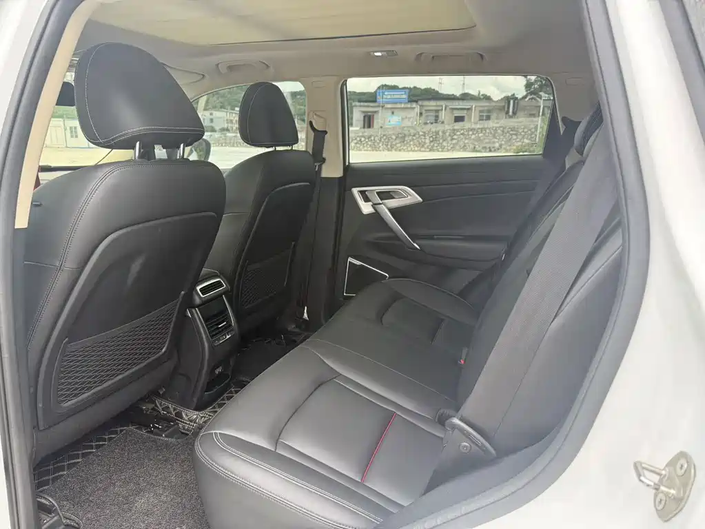 Geely Boyue — миниатюра 6
