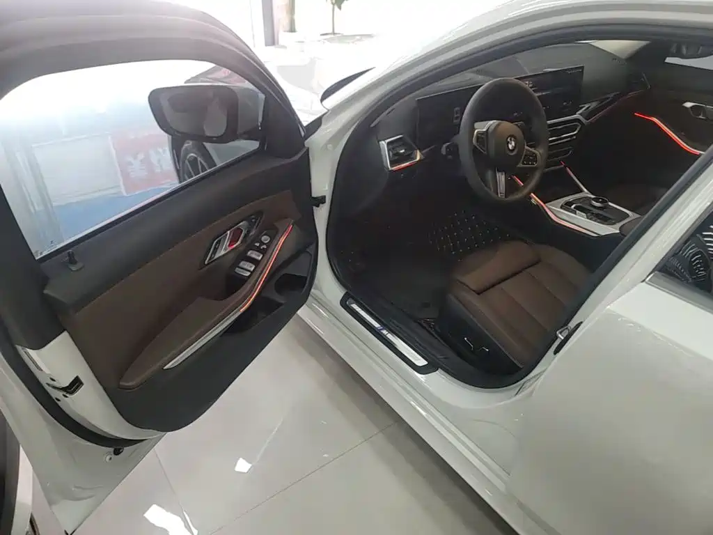 BMW 3 Series — миниатюра 16