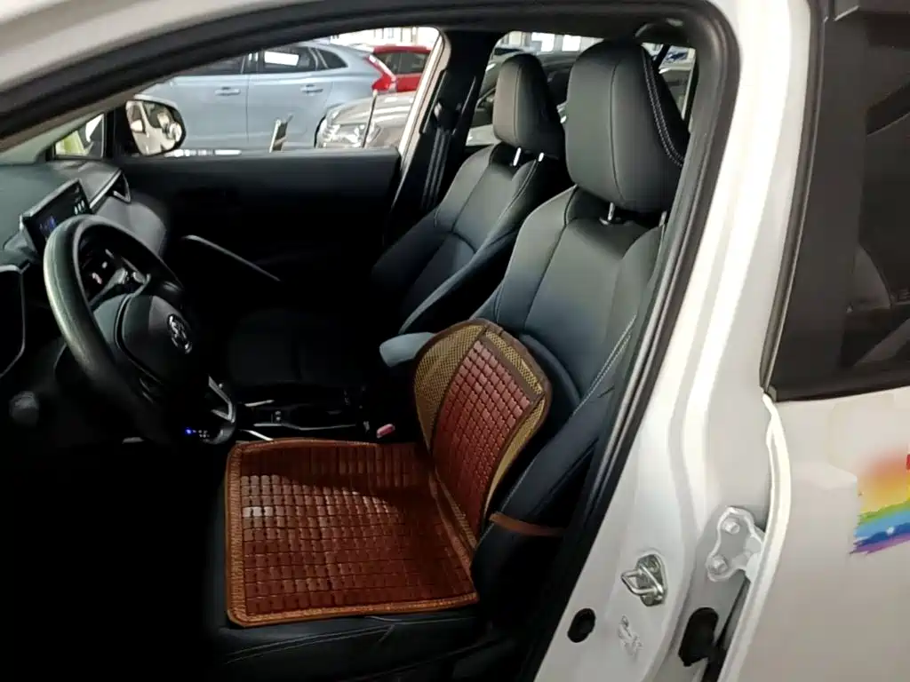 Toyota Frontlander — миниатюра 15