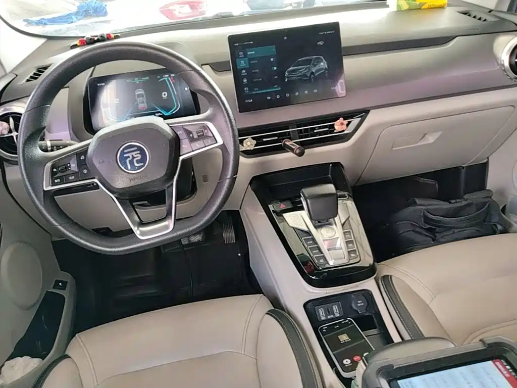 BYD Yuan Pro — миниатюра 10