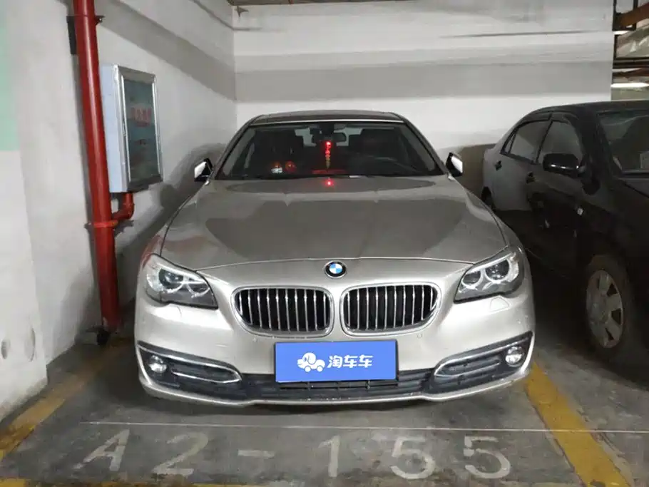 BMW 5 Series — миниатюра 2
