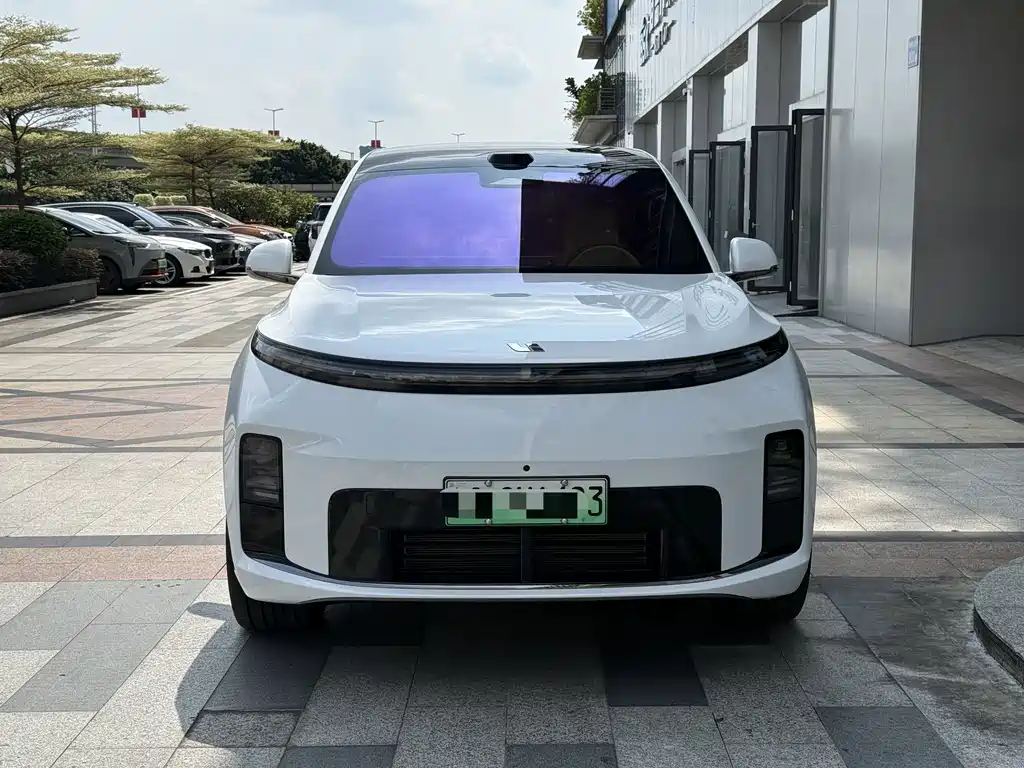 Li Auto Li L9 — миниатюра 2