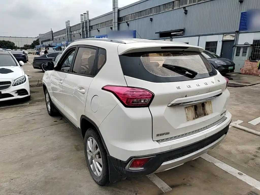 BAIC Senova X35 — миниатюра 5