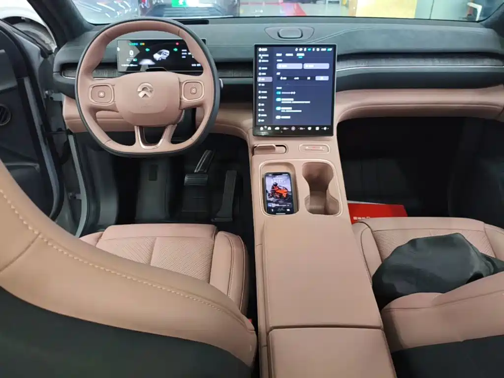 NIO EC6 — миниатюра 10