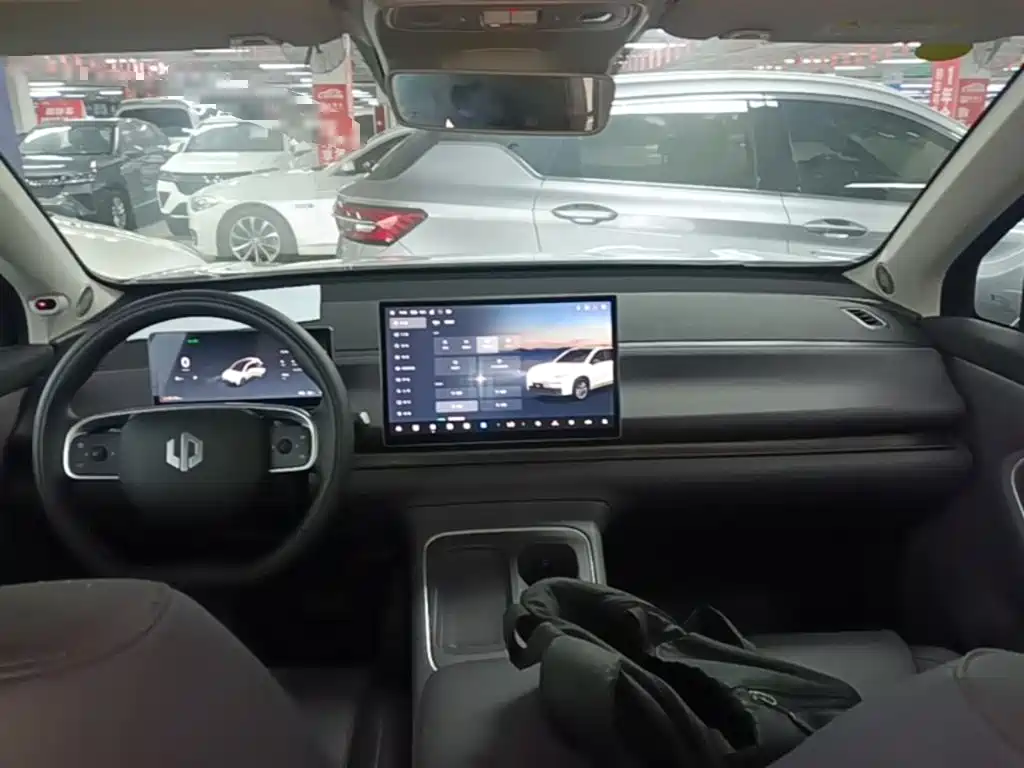 Leapmotor Leapmotor C10 — миниатюра 10