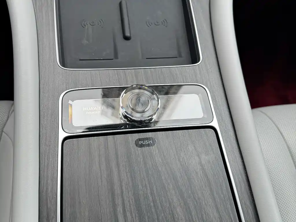 AITO Wenjie AITO M9 — миниатюра 11