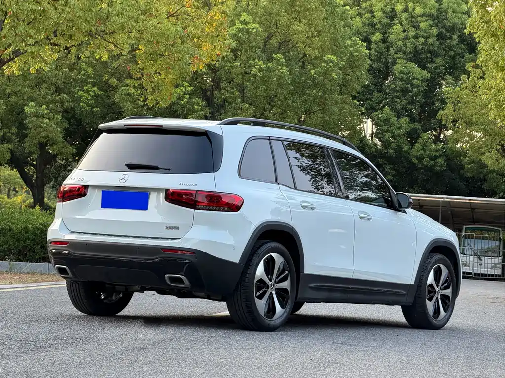 Mercedes-Benz GLB — миниатюра 6