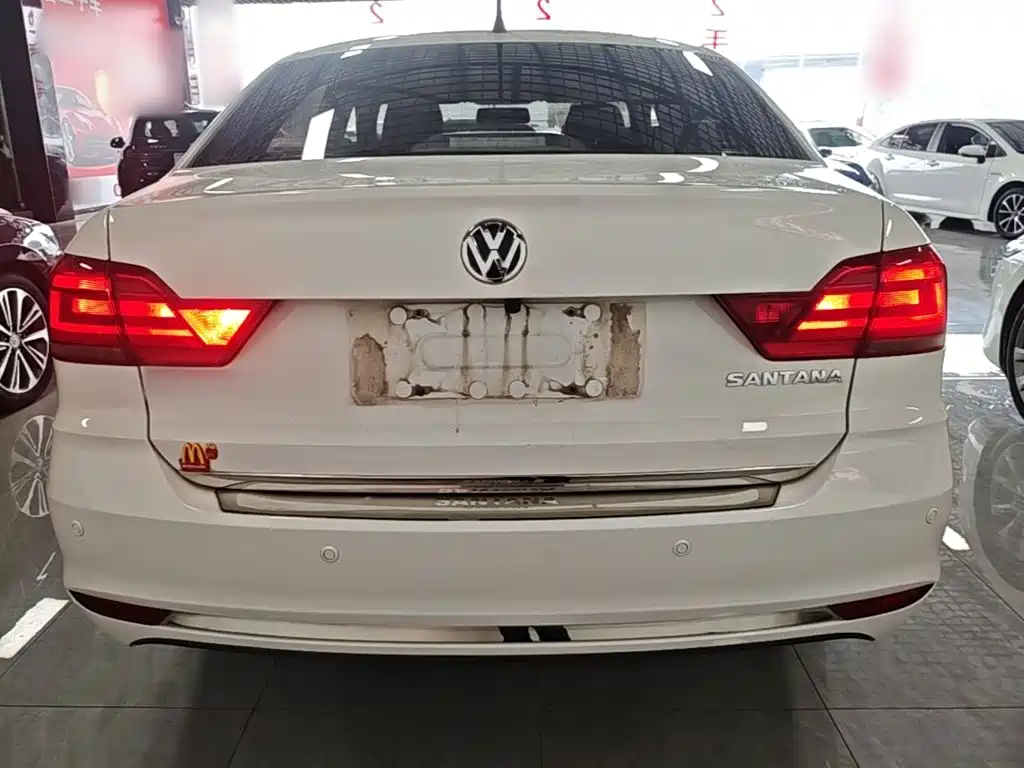 Volkswagen Santana — миниатюра 6