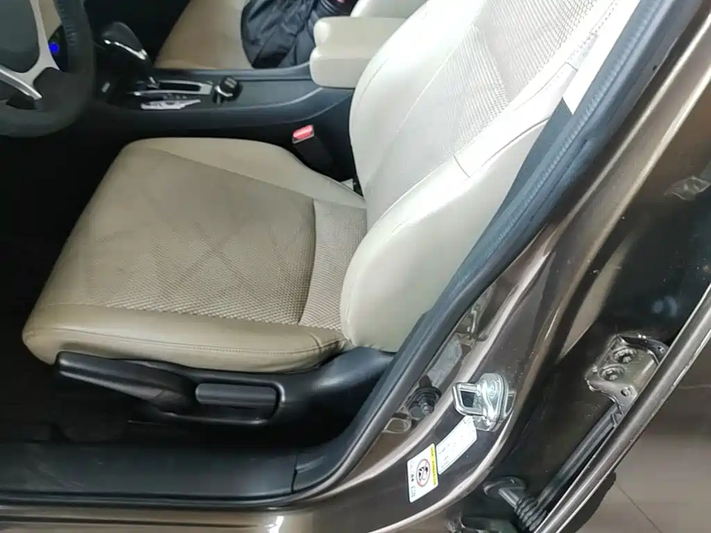 Honda Jade — миниатюра 15