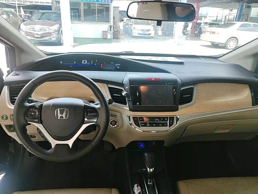 Honda Jade — миниатюра 10