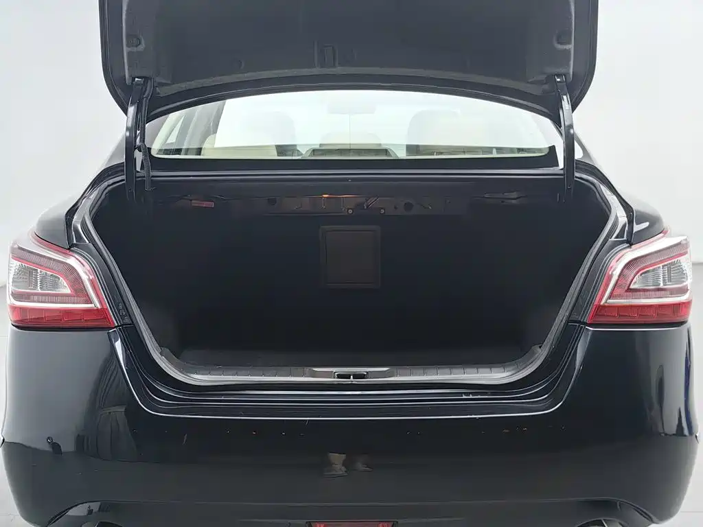 Nissan Teana — миниатюра 16
