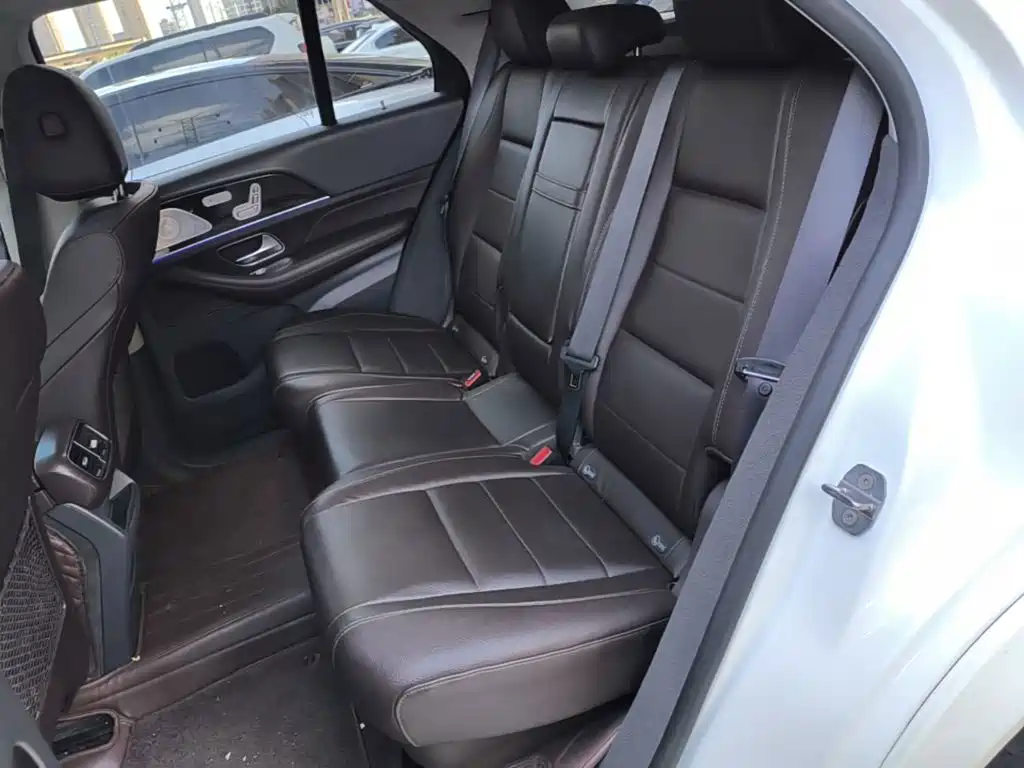 Mercedes-Benz GLE (Import) — миниатюра 17