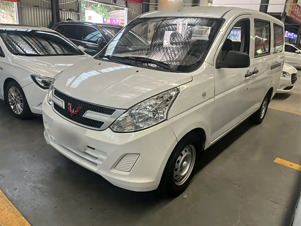 WULING AUTOMOBILE WULING RONGGUANG V