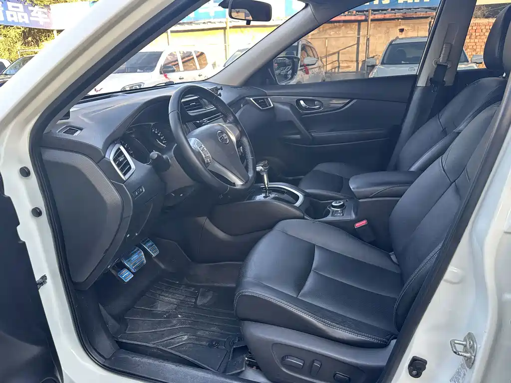 Nissan X-Trail — миниатюра 5