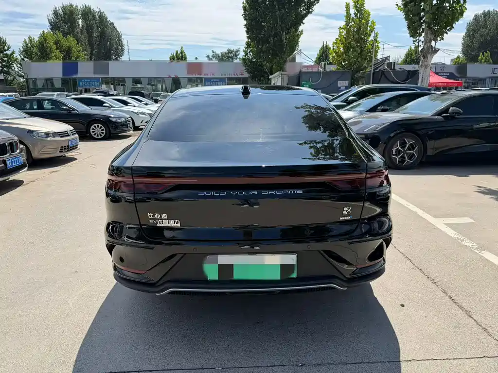 BYD Han — миниатюра 7