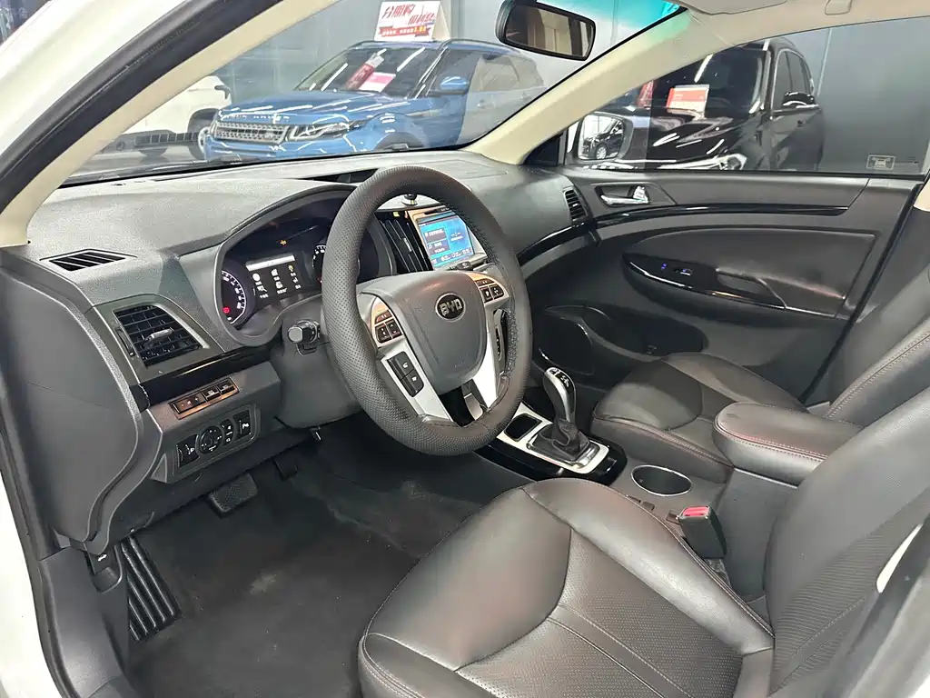 BYD e5 — миниатюра 7