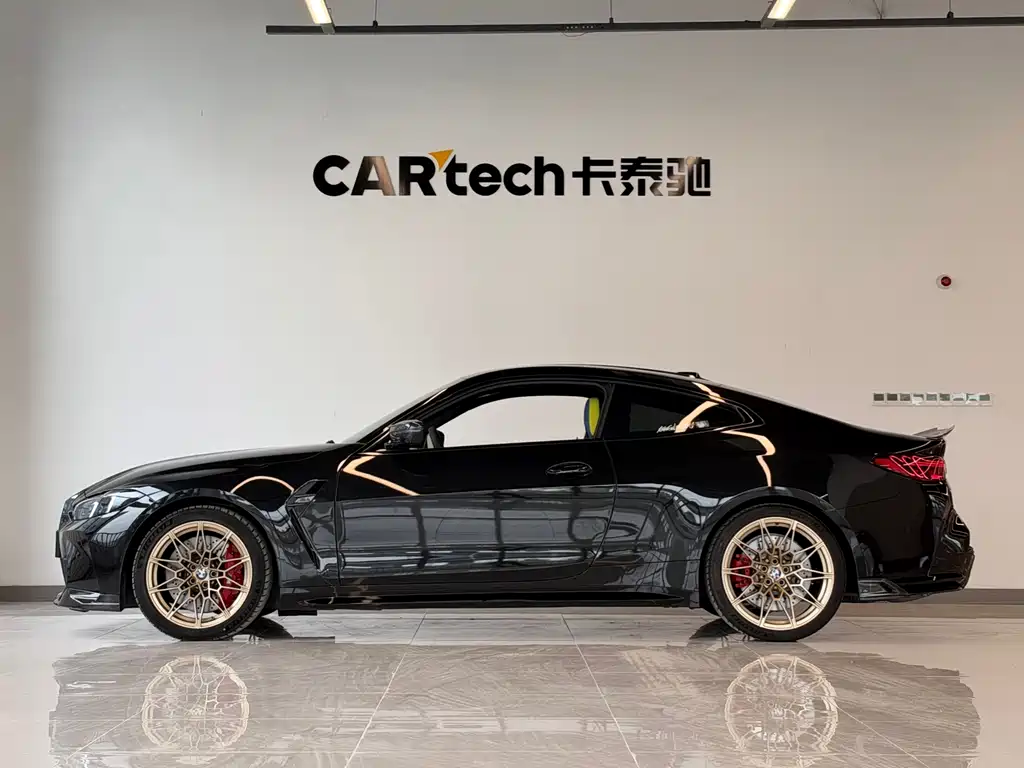 BMW M4 — миниатюра 7