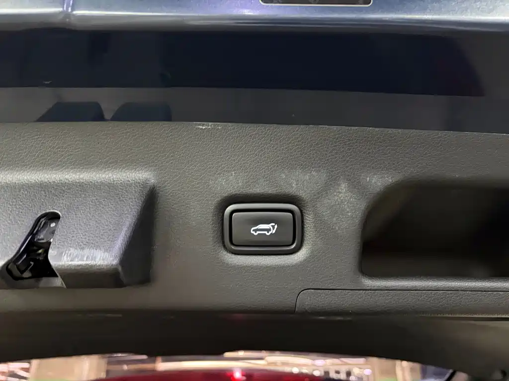 Hyundai Santa Fe — миниатюра 15