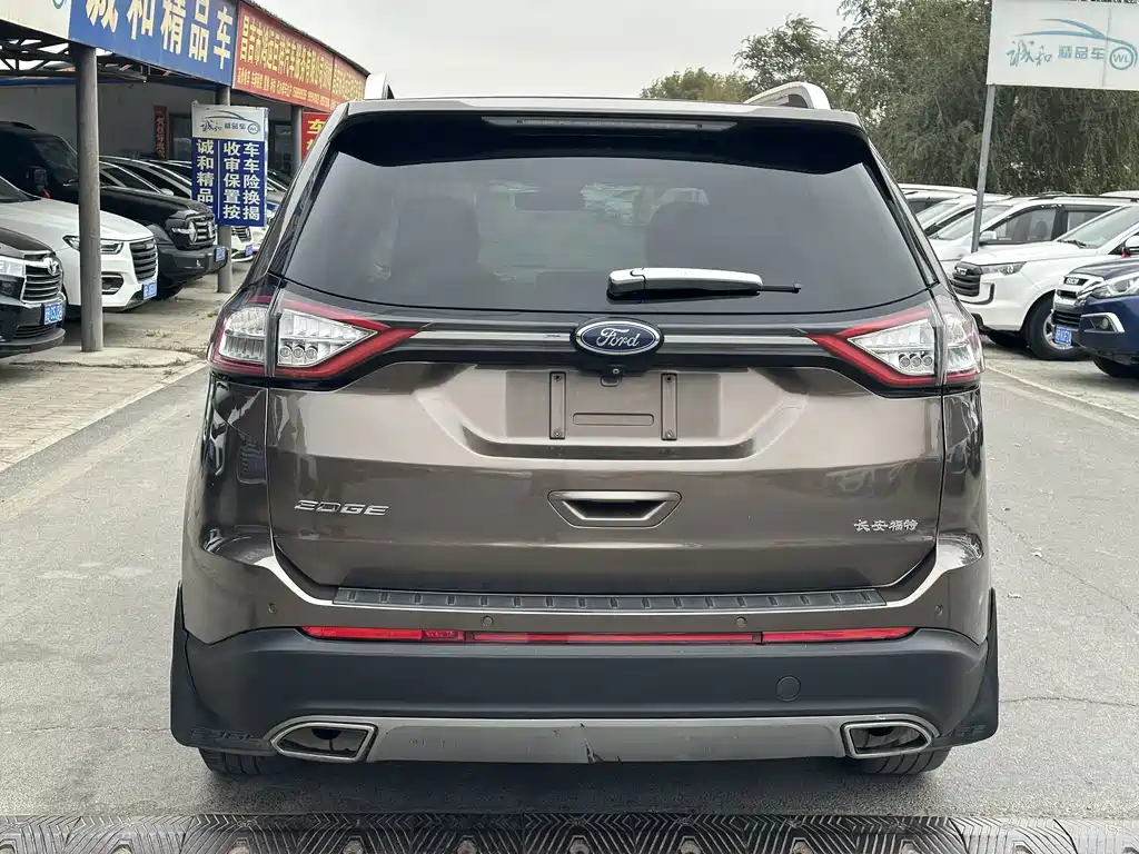 Ford Edge — миниатюра 8