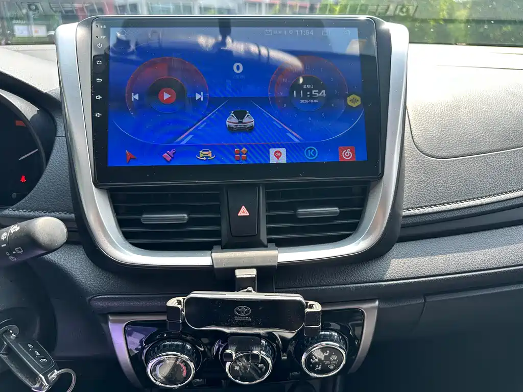 Toyota Yaris L — миниатюра 14