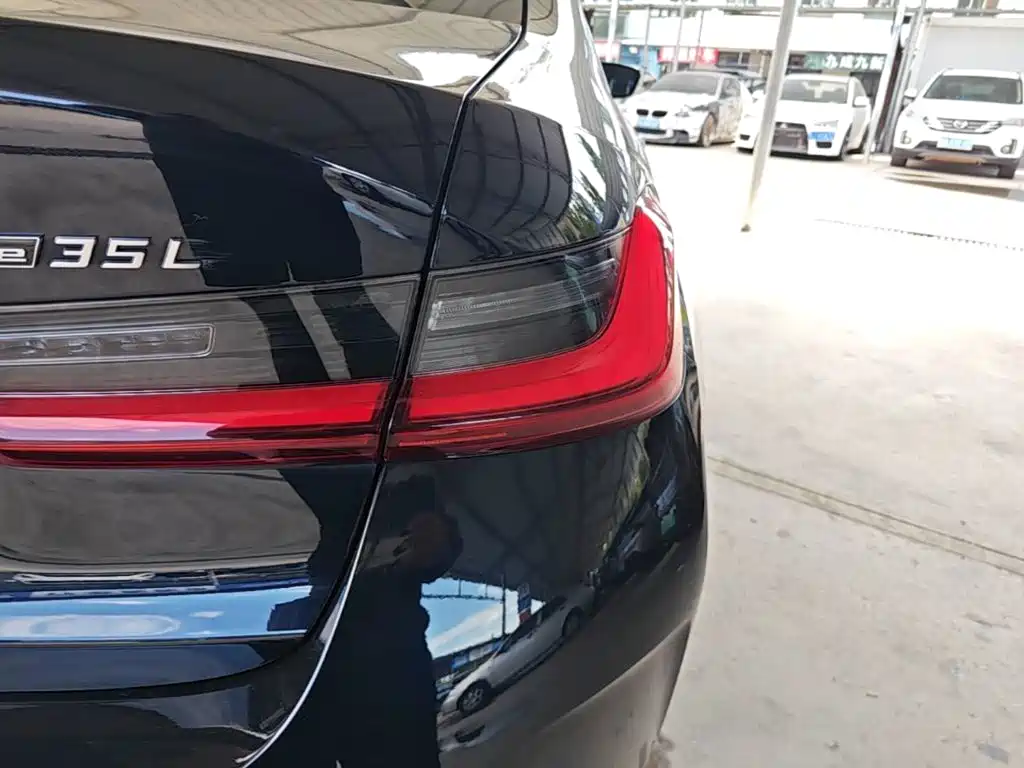 BMW i3 — миниатюра 8