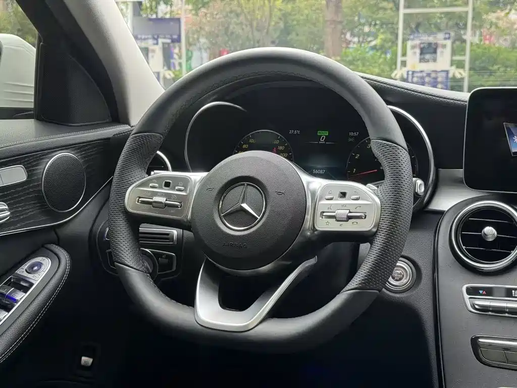 Mercedes-Benz C-Class — миниатюра 15