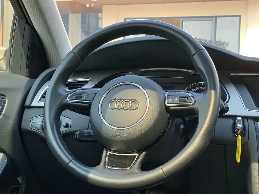 Audi A4L — миниатюра 18