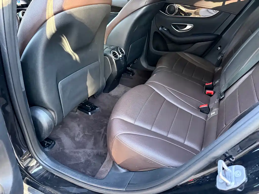 Mercedes-Benz GLC — миниатюра 32
