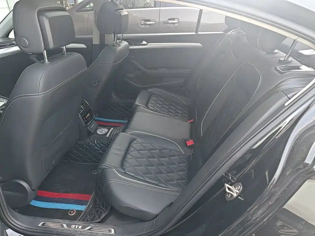 Volkswagen Magotan PHEV — миниатюра 17