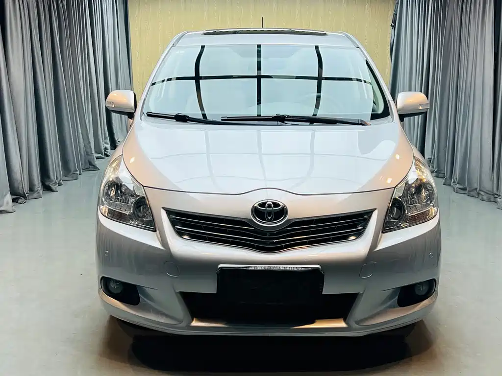 Toyota Verso — миниатюра 2