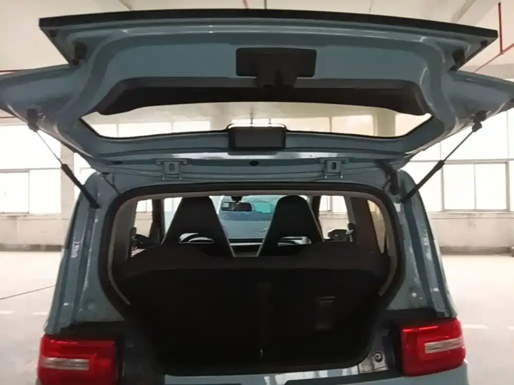 Wuling MINIEV — миниатюра 19