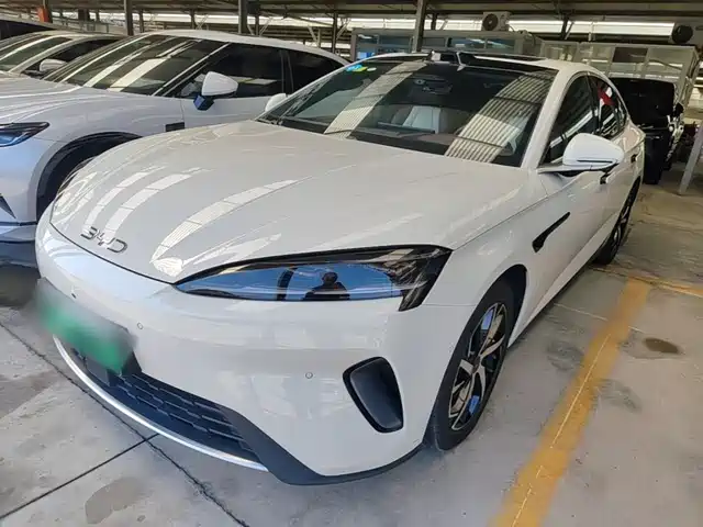 2025 BYD Seal