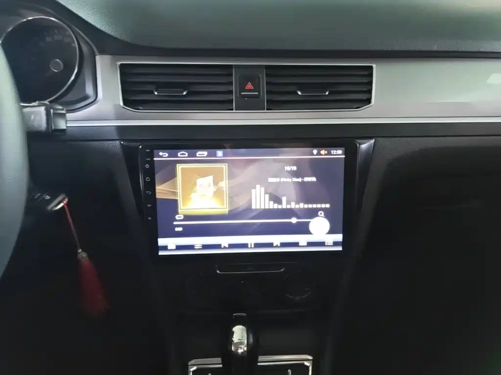Volkswagen Bora — миниатюра 13