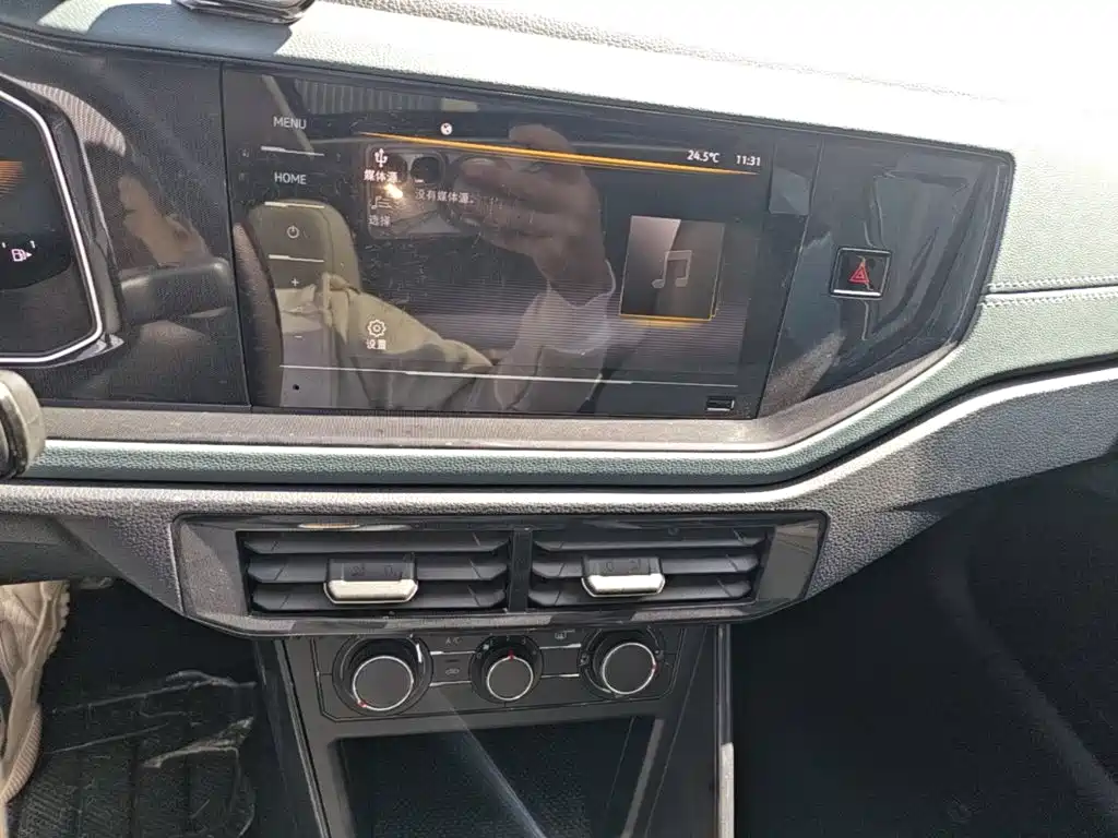 Volkswagen Lavida — миниатюра 13