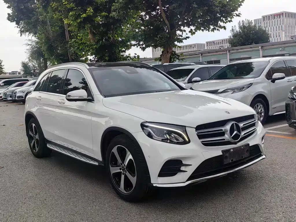 Mercedes-Benz GLC 2018 GLC 260 4MATIC Luxury