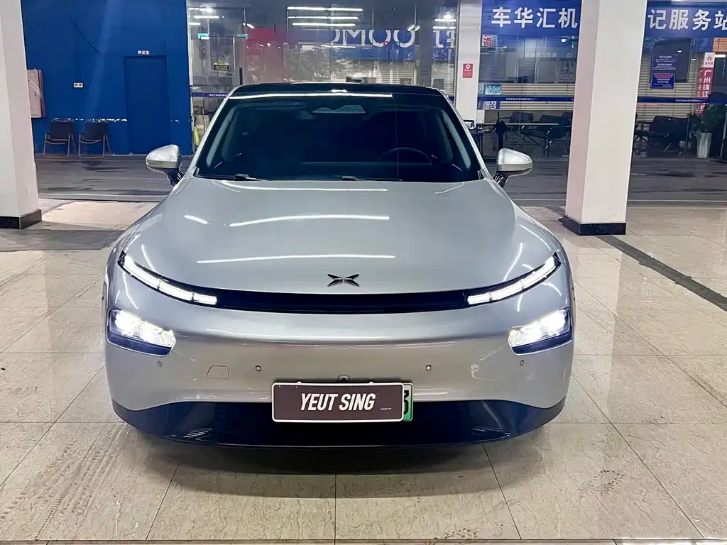 XPeng P7 — миниатюра 2