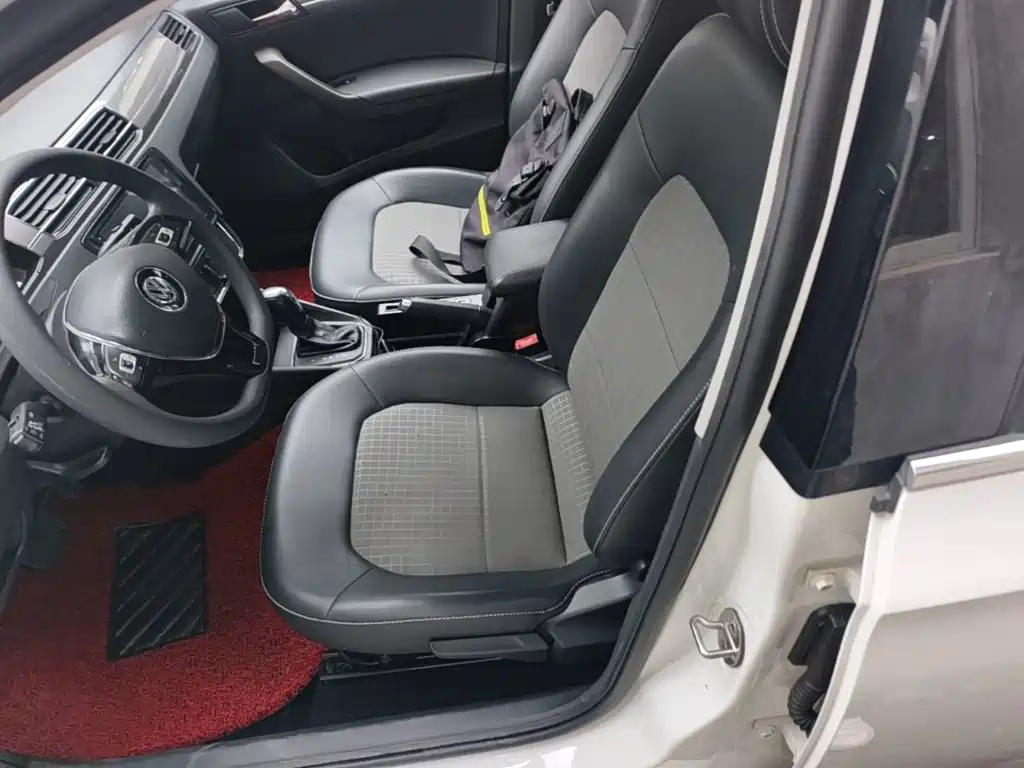 Volkswagen Santana — миниатюра 15