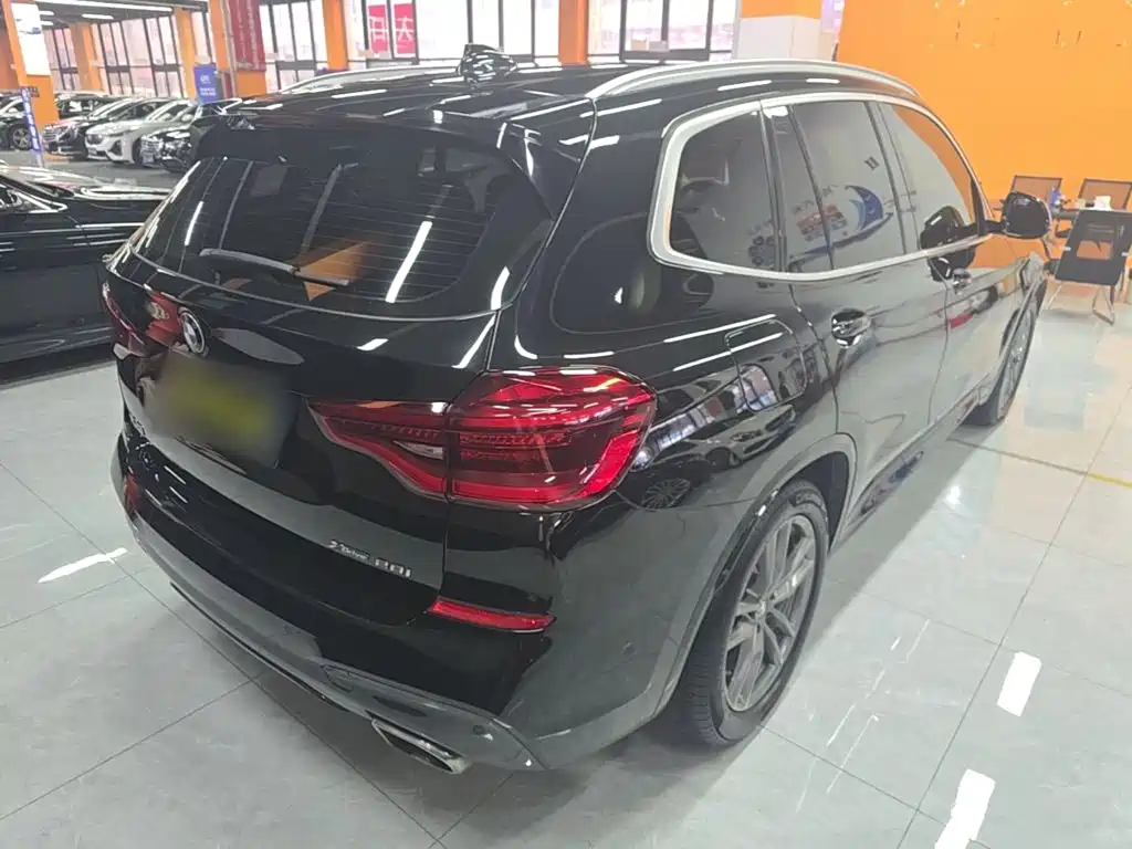 BMW X3 — миниатюра 7