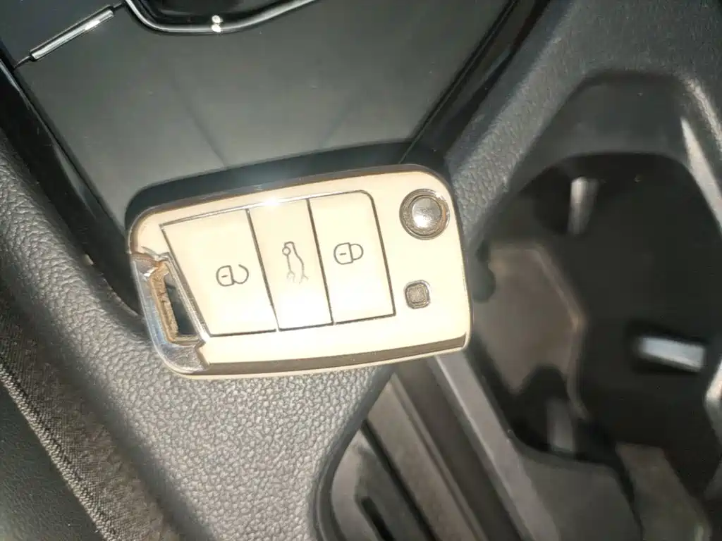 Volkswagen Tharu — миниатюра 9