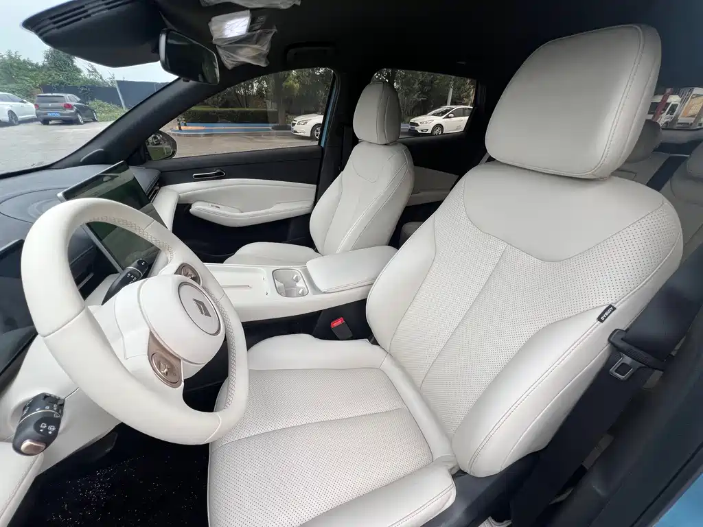 Baojun Yunhai — миниатюра 11