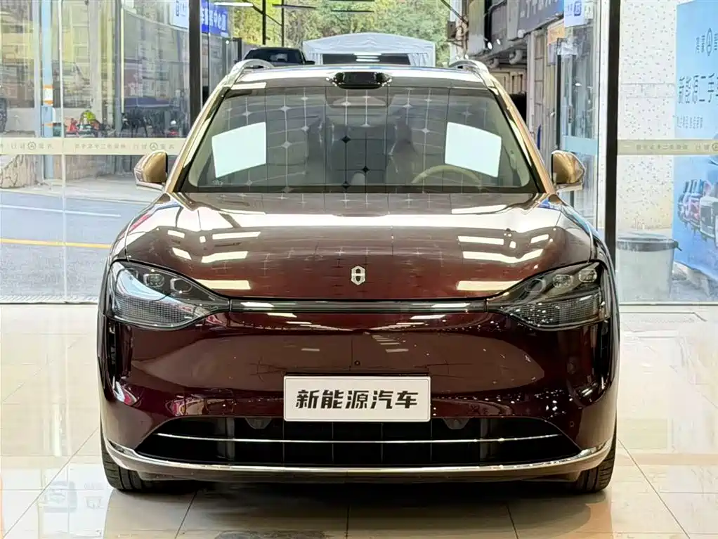 AITO ASK THE WORLD M9