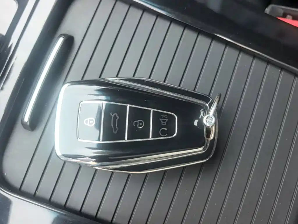Geely Emgrand GL — миниатюра 9