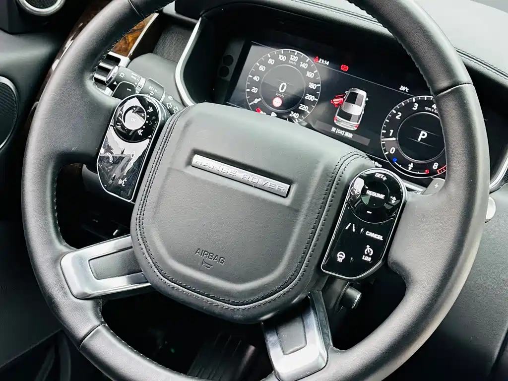 Land Rover Range Rover — миниатюра 21
