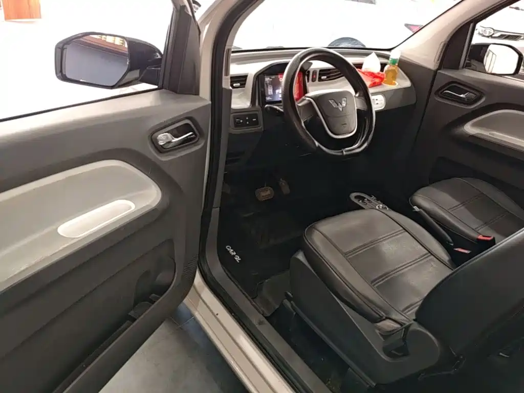 Wuling MINIEV — миниатюра 16
