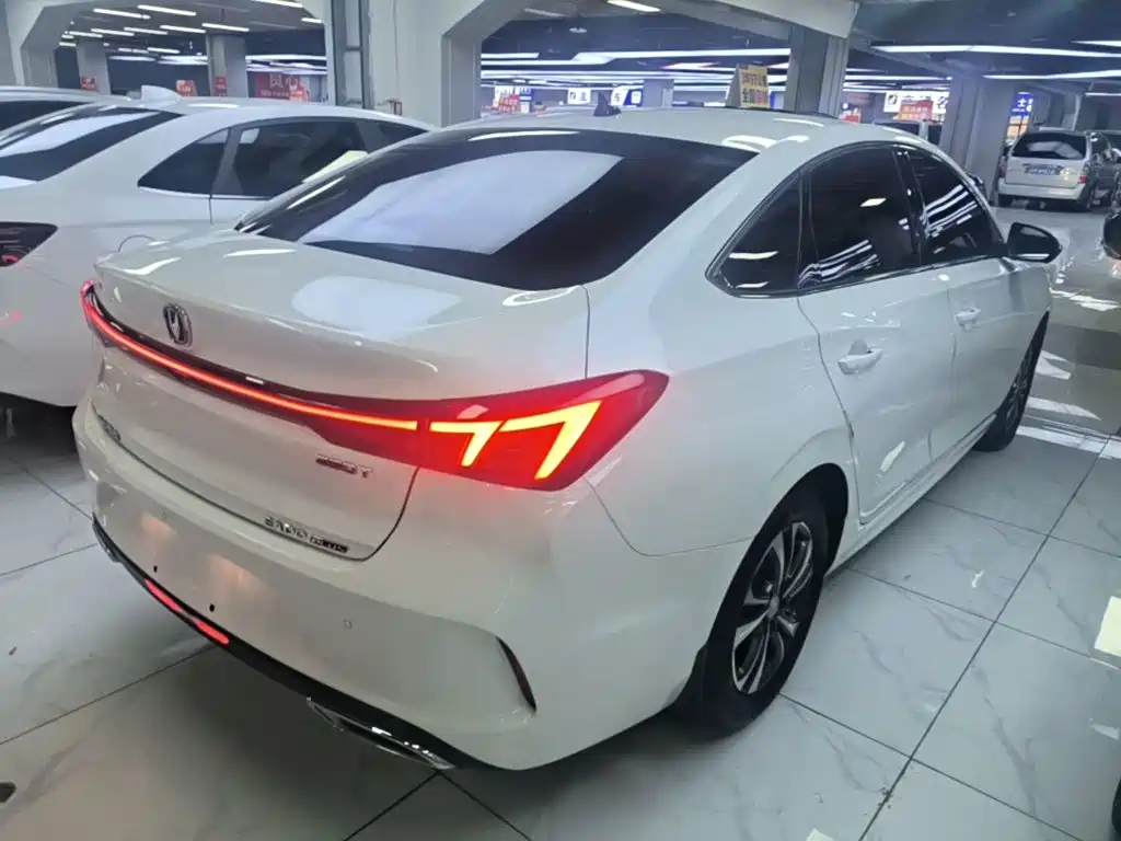 Changan Eado 2023 Enjoy PLUS NE 1.4T GDI DCT Luxury