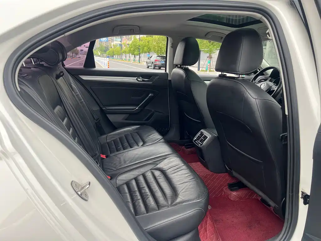 Volkswagen Lamando — миниатюра 10