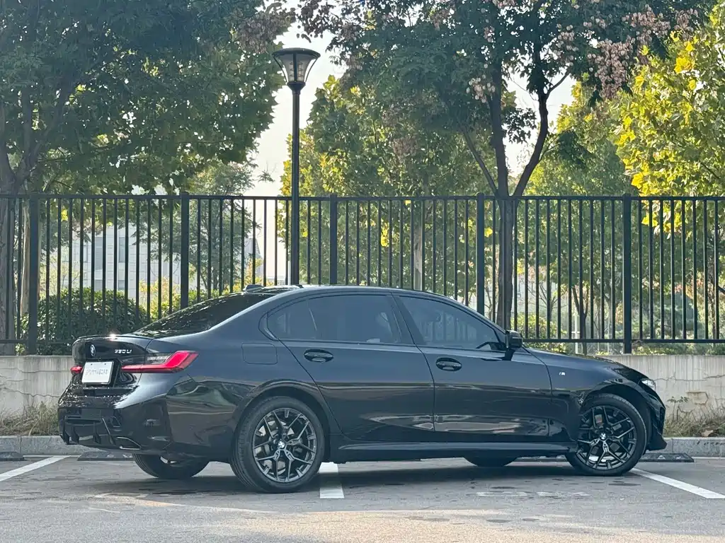 BMW 3 Series — миниатюра 19