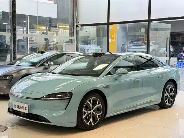 AITO WISDOM WORLD S7 2024