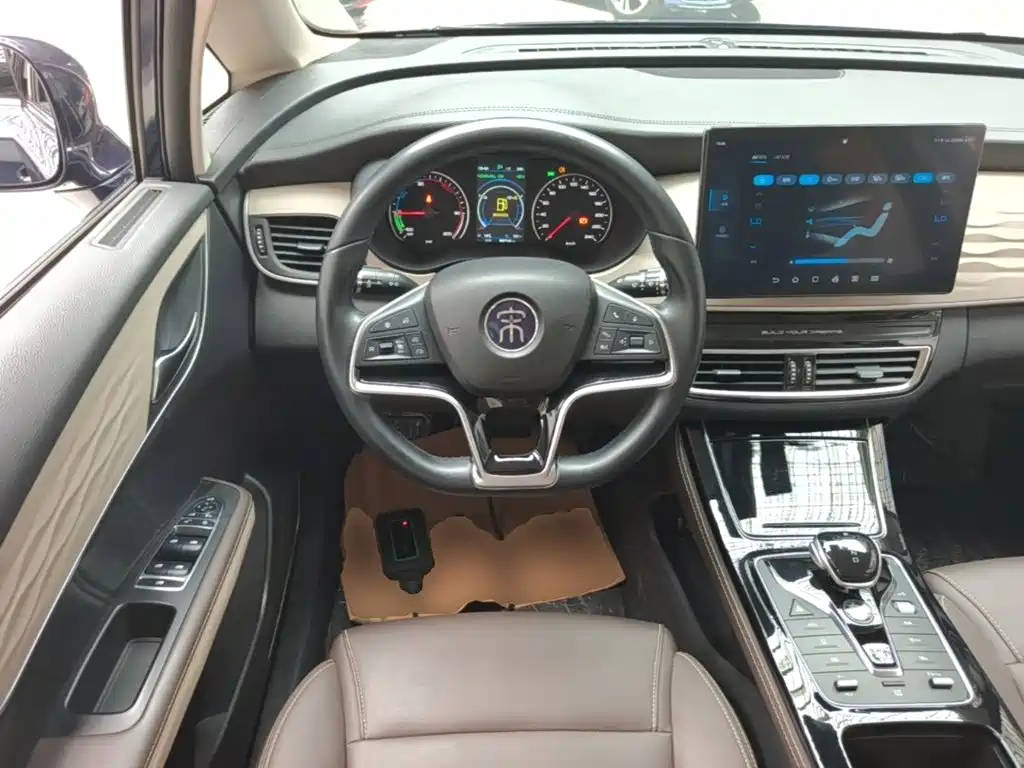 BYD MAX New Energy — миниатюра 11