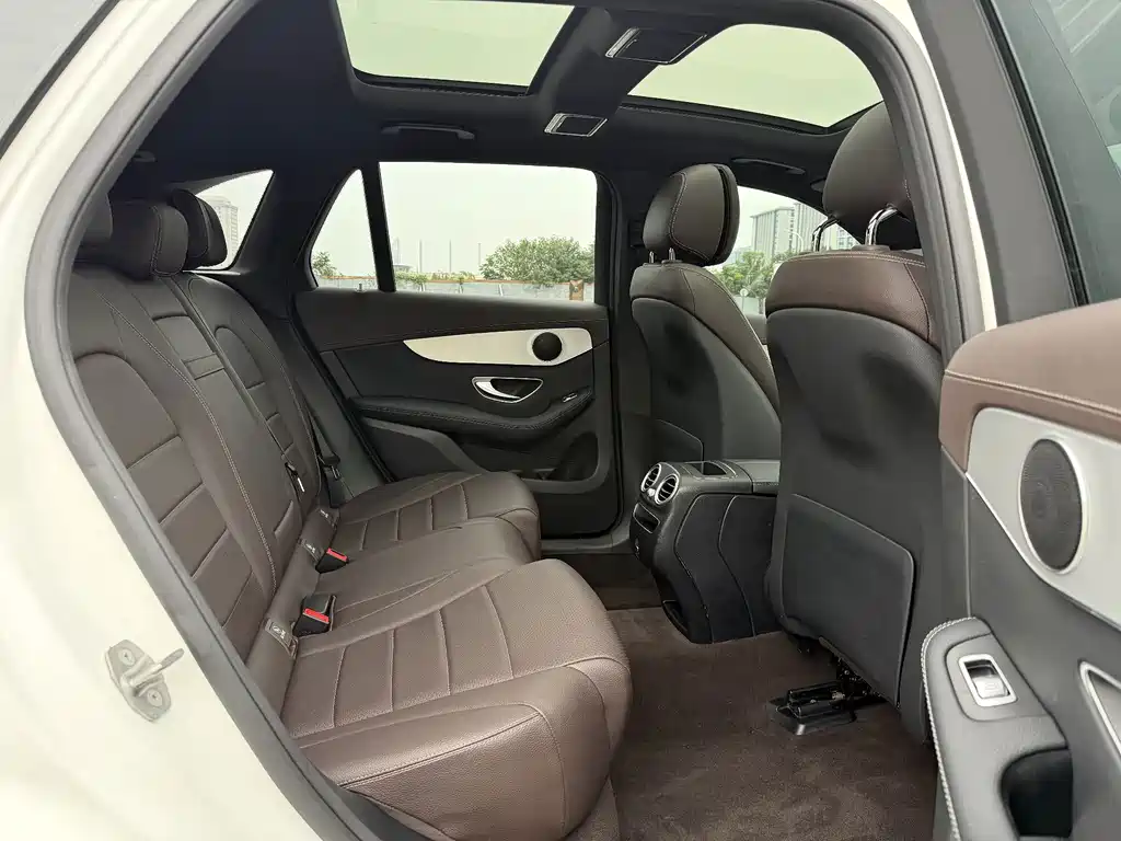Mercedes-Benz GLC — миниатюра 13